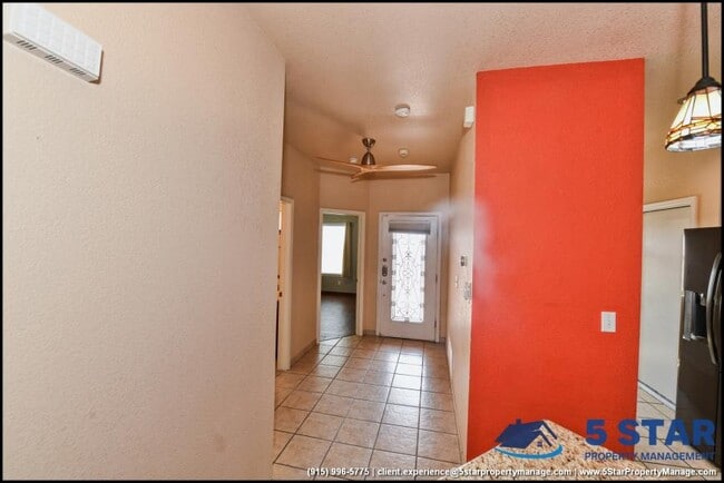 Building Photo - 3 bedroom in El Paso TX 79934