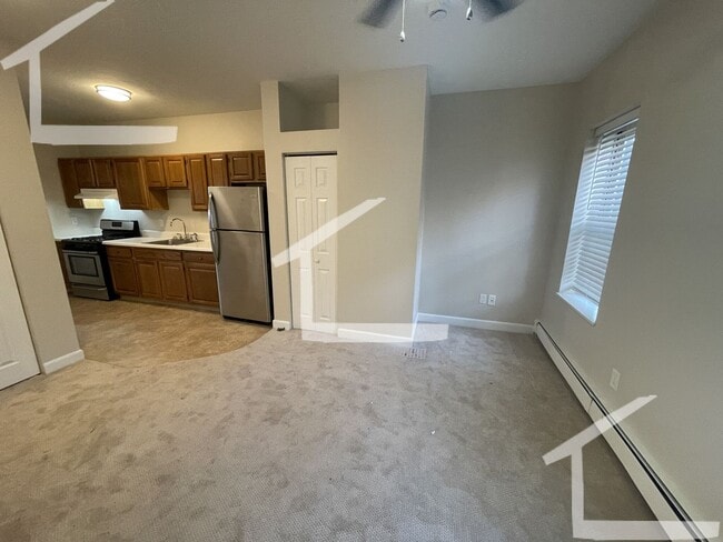 Building Photo - Newly renovated 1 bed