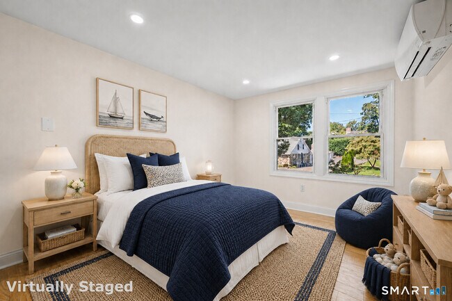 Building Photo - 22 Carrona Dr