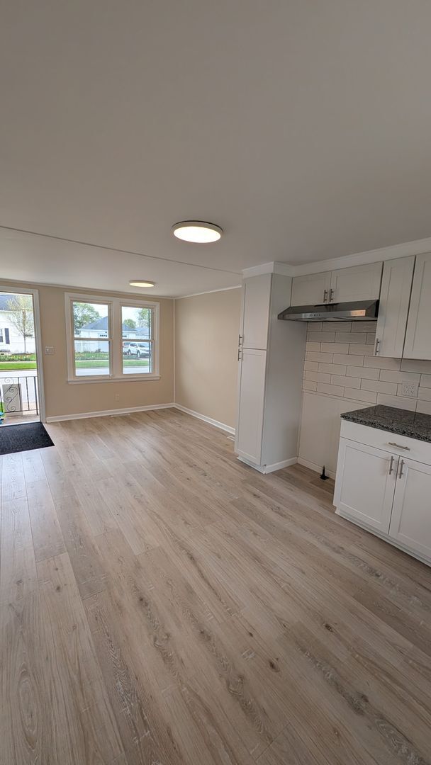 Building Photo - NEW 1 BED FOR RENT DOWNTOWN SANDUSKY!!!