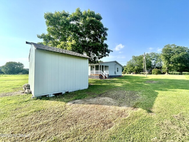 Building Photo - 2813 Kinston Hwy