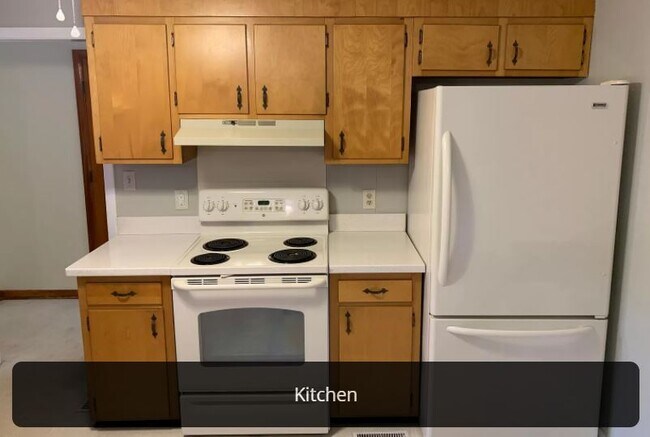 Building Photo - 924 Sunbury Dr