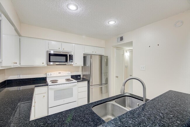 Building Photo - 2611 Grants Lake Blvd