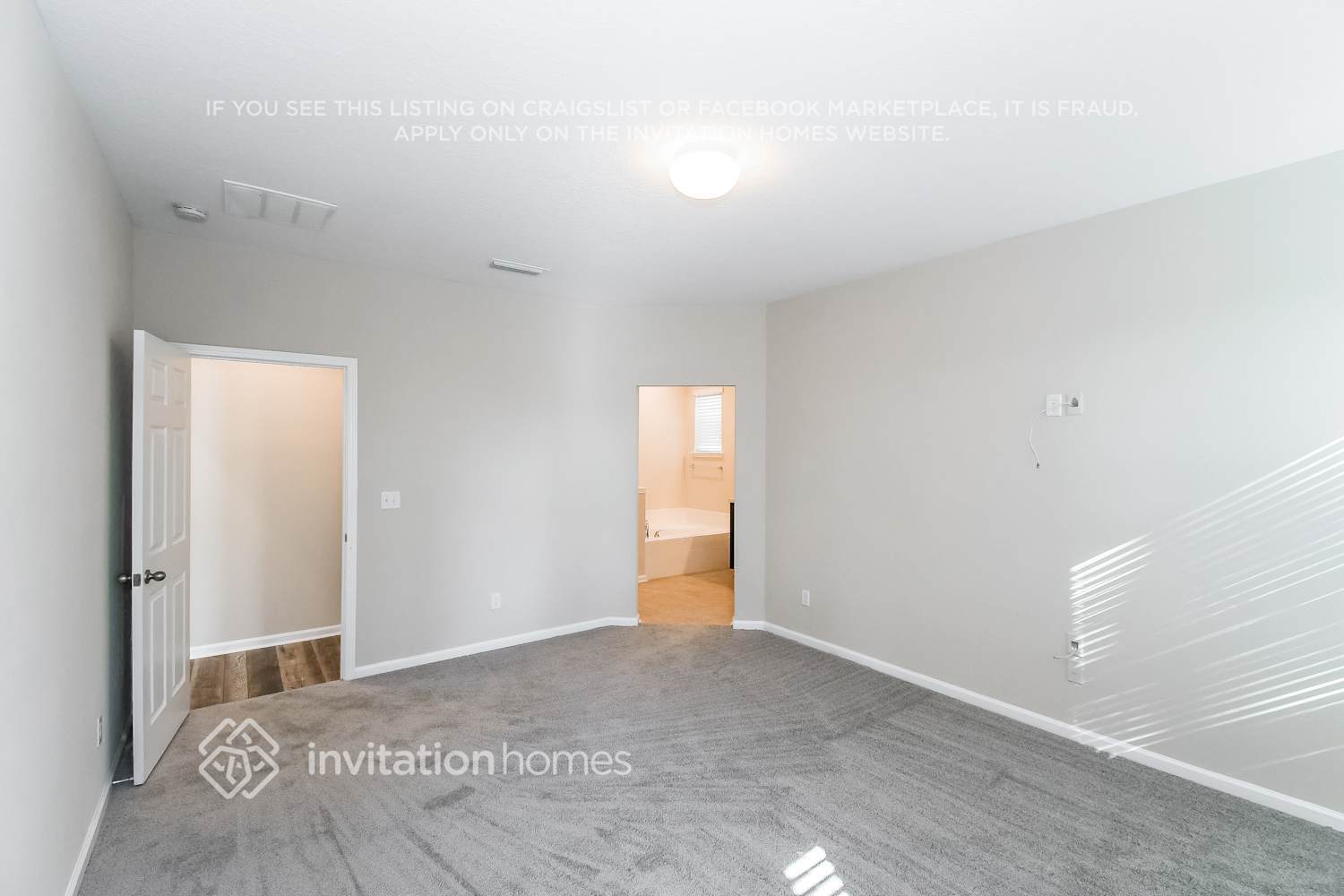 Building Photo - 1102 Wetland Ridge Cir