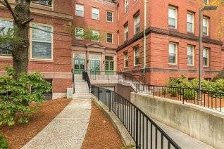 Building Photo - 48 Forest St