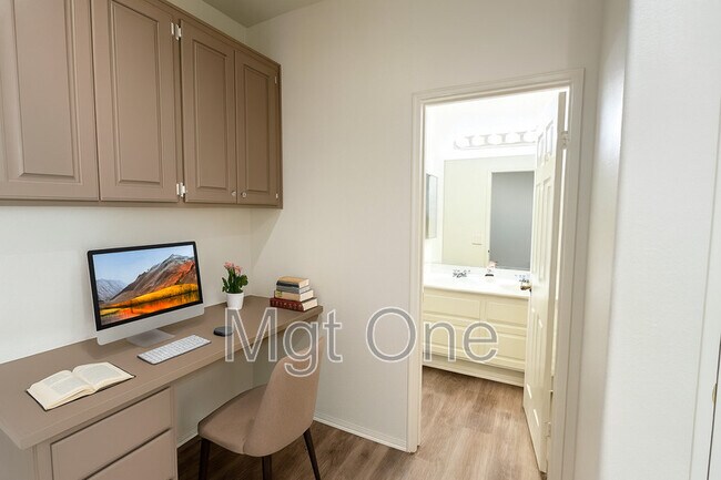 Building Photo - 22365 Summer Holly Ave