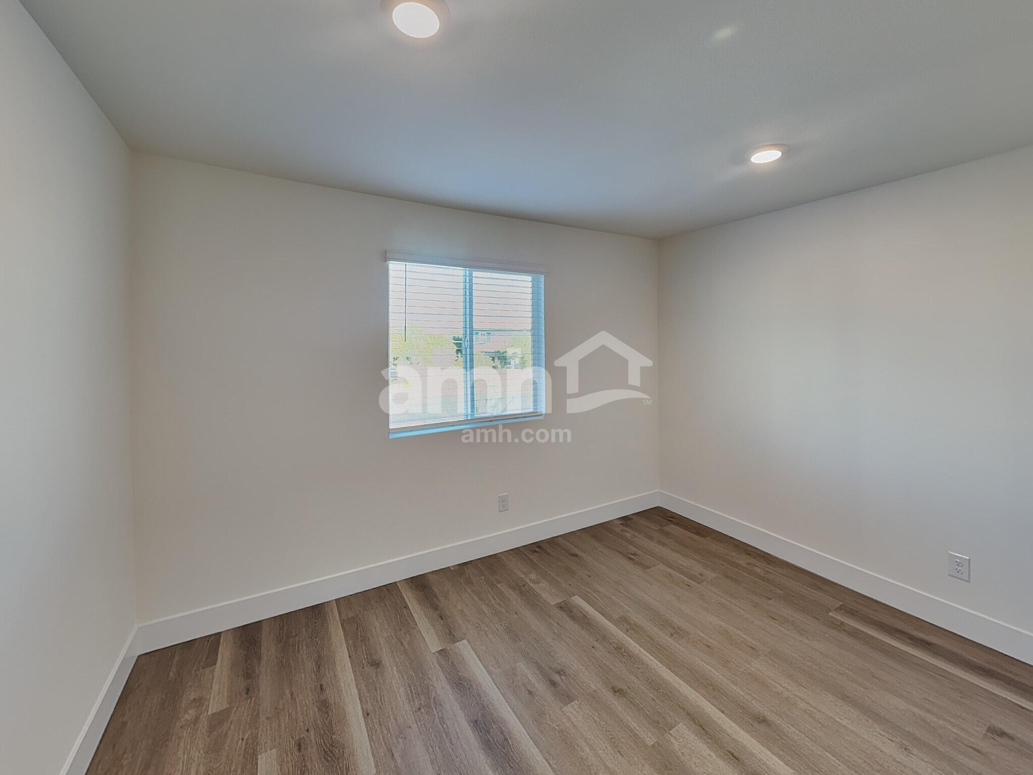 Building Photo - 7794 Hickory King Ave