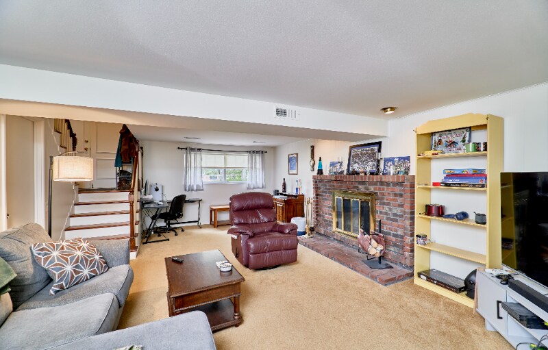 Building Photo - 11258 Gravois Rd