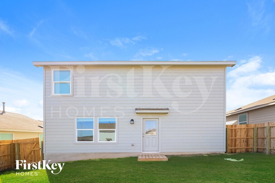 Building Photo - 6611 Scarecrow Wy
