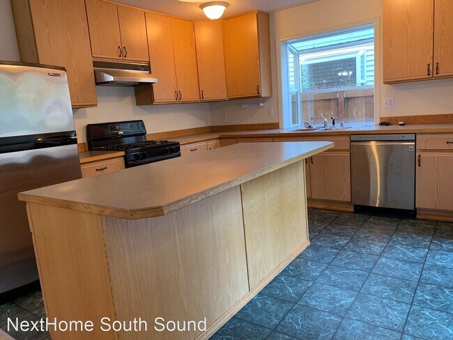 Building Photo - 3 br, 2.5 bath House - 1159 Cosper St