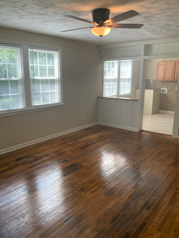 Building Photo - 302 Kent Rd