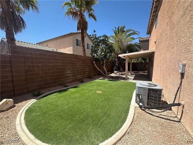 Building Photo - 2635 Cottonwillow St