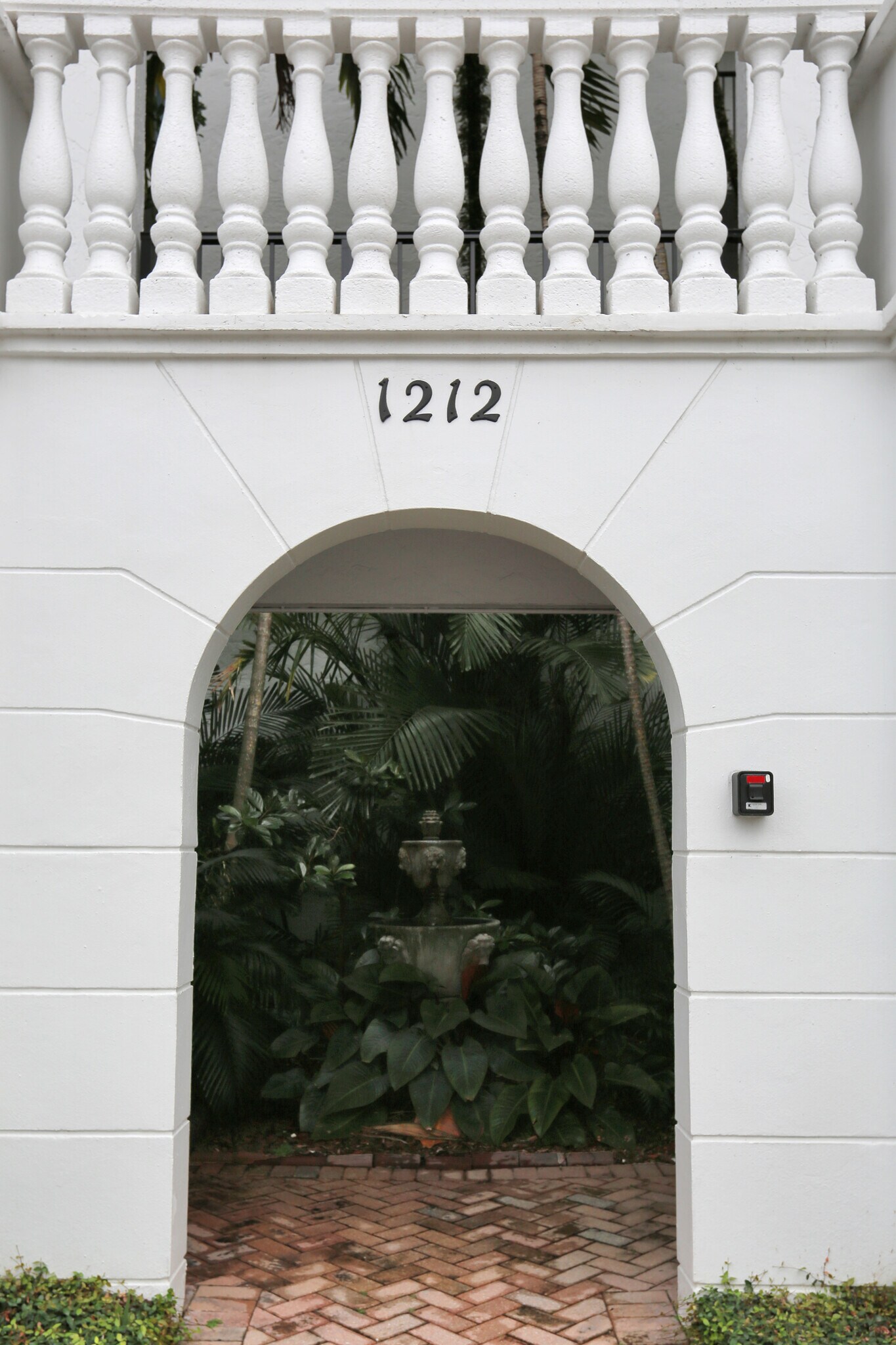 Building Photo - 1212 SE 2nd Ct