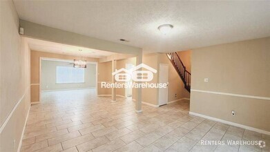 Building Photo - This lovely 3 bedroom, 2.5 bath grand town...