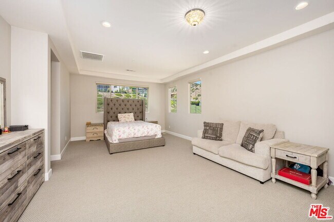 Building Photo - 24236 W Stone Bend Ln