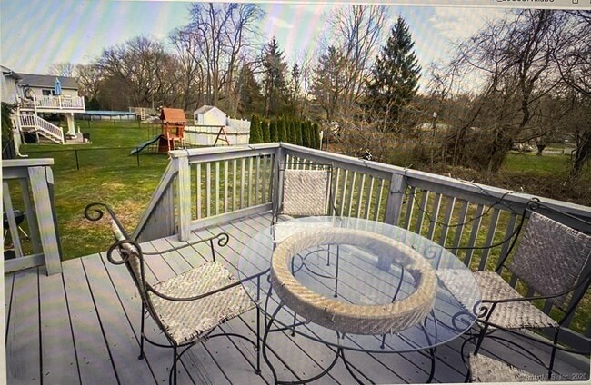 Building Photo - 149 Tanglewood Dr