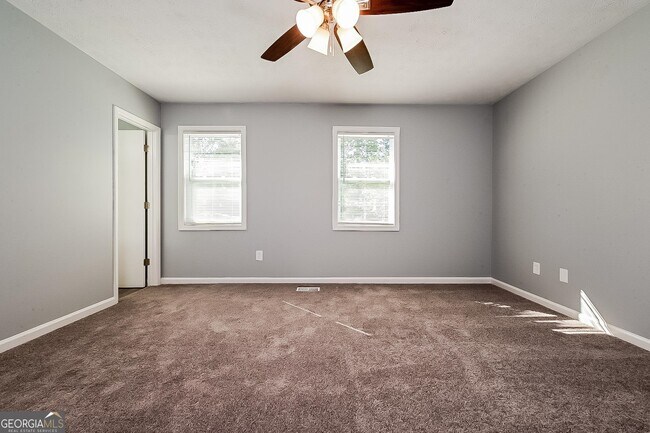 Building Photo - 1118 Walnut Creek Ln