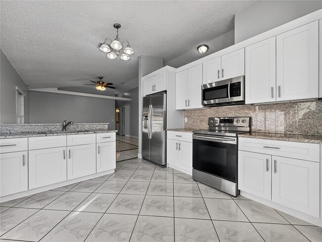 Building Photo - 2905 Colleen Cir