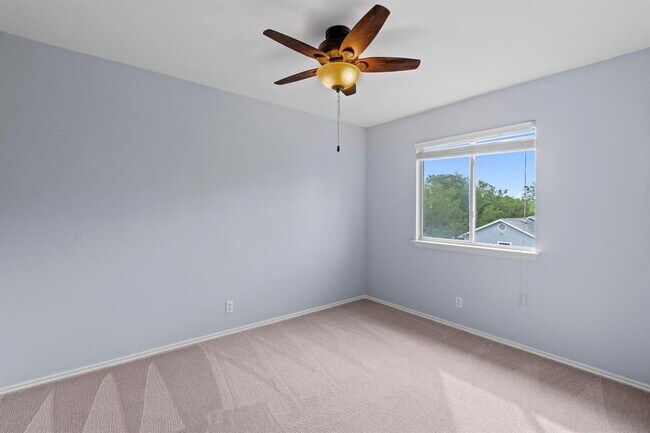 Building Photo - 6003 Wideleaf Dr