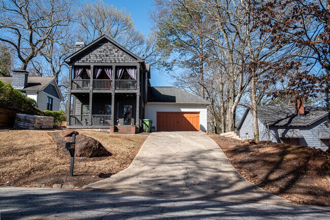 Building Photo - 2019 Pryor Rd SW