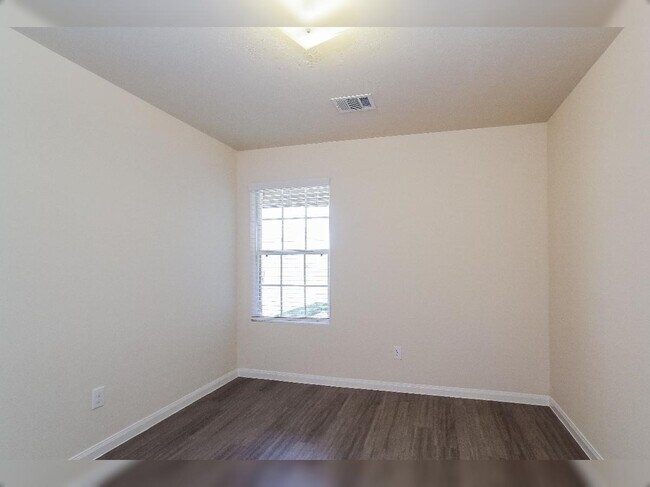 Building Photo - 5619 Rocky Trail Dr