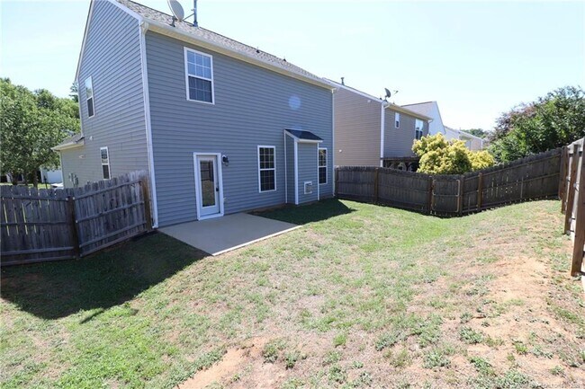 Building Photo - 5112 Mabe Dr