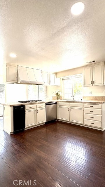 Building Photo - 1830 N Fairgreen Dr
