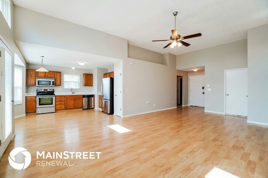 Building Photo - 2204 Brookbank Dr