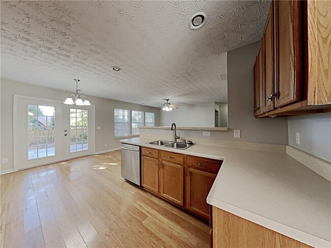 Building Photo - 227 Weatherstone Pointe Dr