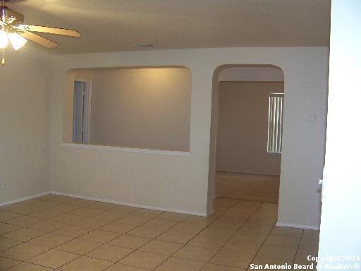 Building Photo - Just Reduced...Convenient floorpan and loc...