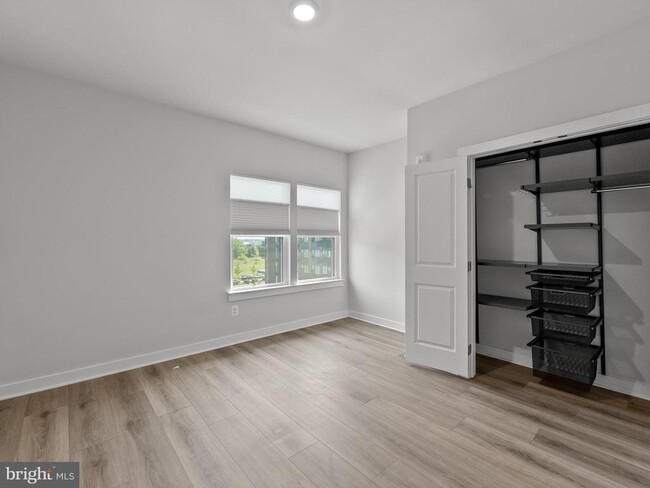 Building Photo - 12865 Mosaic Pk Wy