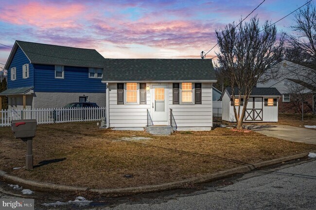 Building Photo - 75 S Washington Dr