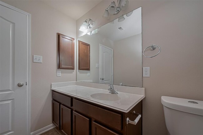 Building Photo - 26027 Chapman Falls Dr