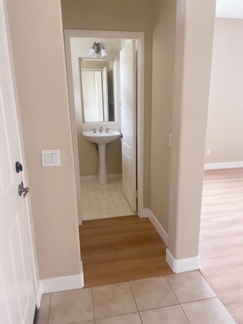 Building Photo - 8238 Bryn Glen Way