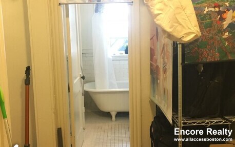 Building Photo - 49 Worthington St