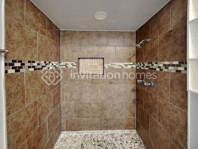 Building Photo - 5416 Rice Dr