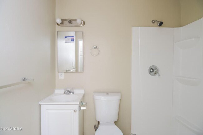 Building Photo - 4610 S 21st St