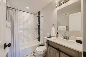 Building Photo - 4332 Falls Rd