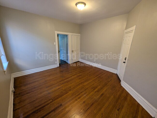 Building Photo - 3020 Texas Ave