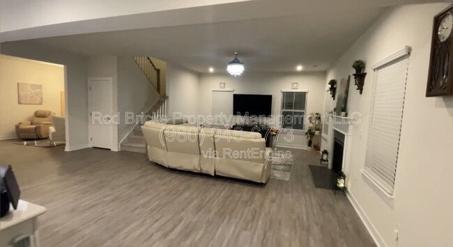 Building Photo - 10188 Harvest Gold Dr