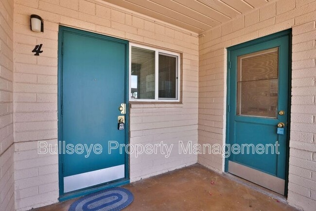 Building Photo - 3415 N 11th Ave