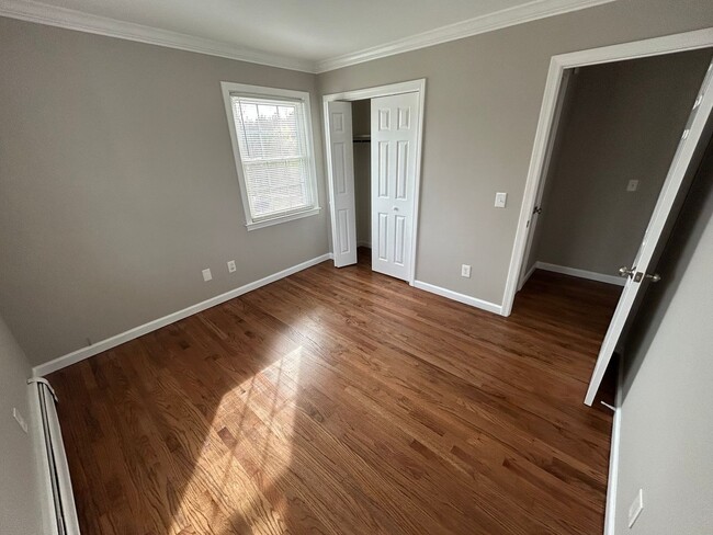 Building Photo - 3BR/2.5BA Home In Torrington