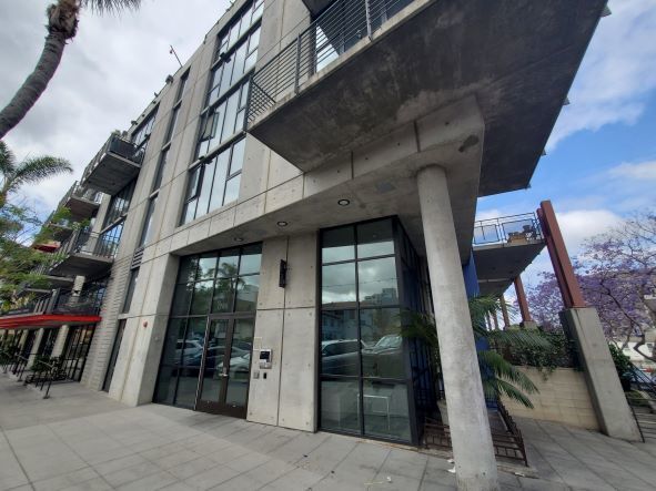 Building Photo - Downtown Loft living in Little Italy