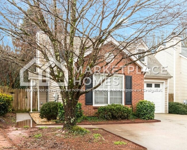 Building Photo - 2733 St Charles Ln NW