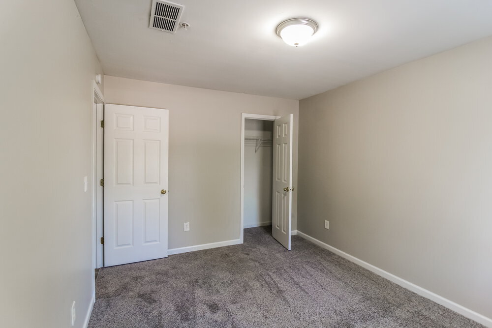 Building Photo - 2032 Appaloosa Way