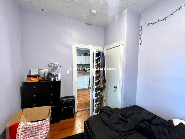 Building Photo - 220 Prospect St