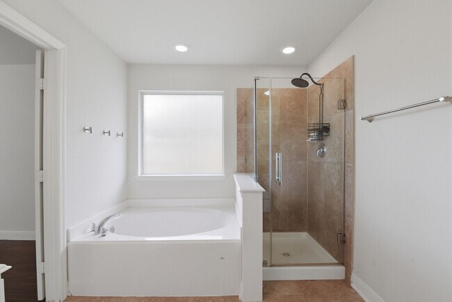 Building Photo - 31039 Sundance Woods Ct