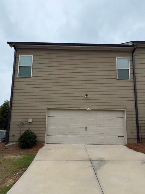 Building Photo - 2919 Weyhill Trl
