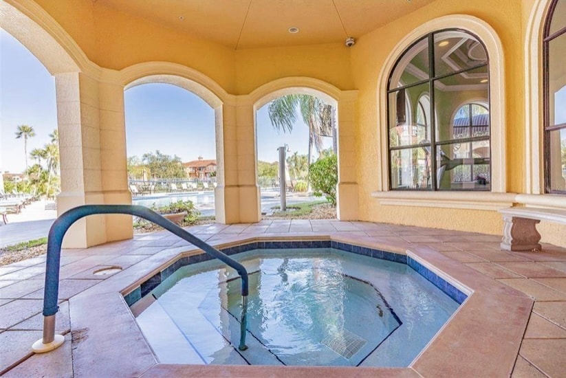 Building Photo - 2765 Via Cipriani St