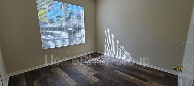 Building Photo - 5221 Clover Mist Dr